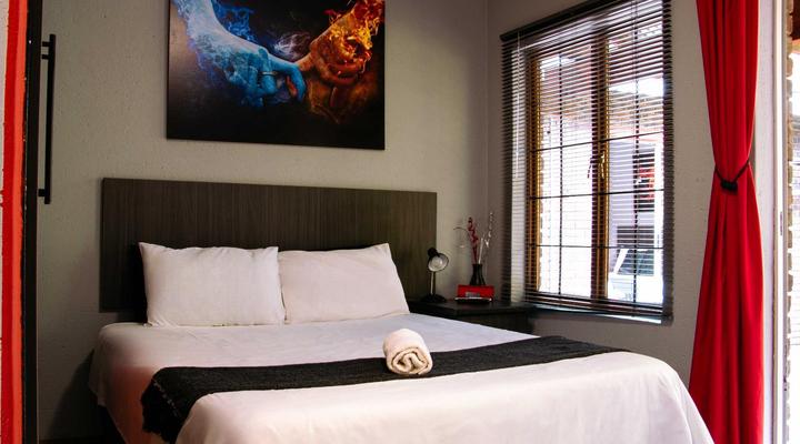 Fire and Ice Guesthouse