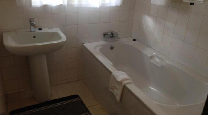 White House Lodge Victoria Falls