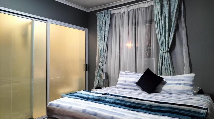 Step-by-Step Self-Catering and B&B