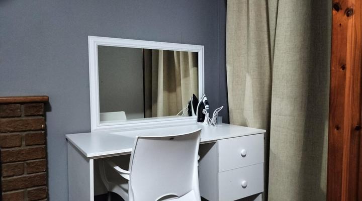 Step-by-Step Self-Catering and B&B