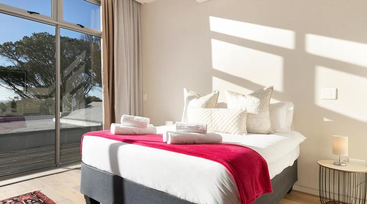 The Grange 11 by HostAgents