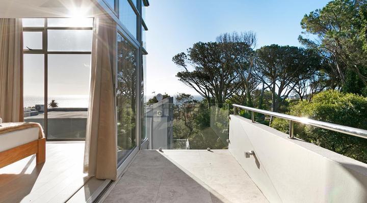 The Grange 11 by HostAgents