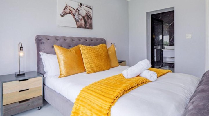 Gemmell Place by HostAgents