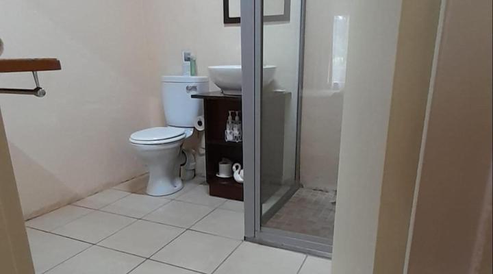 Tree Tops Guest Farm