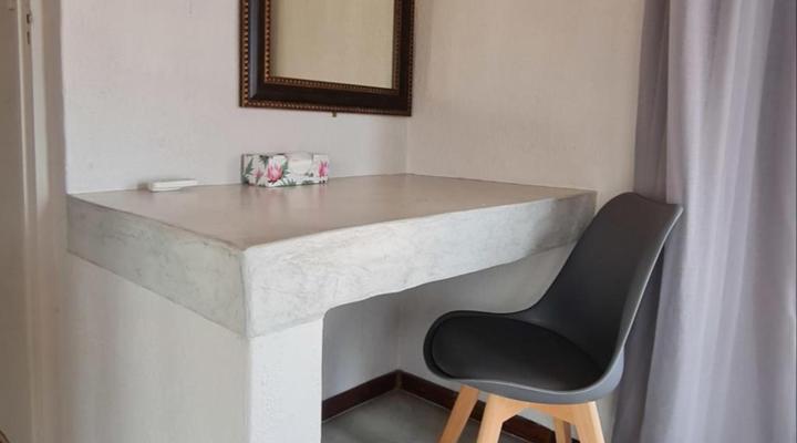 Hoedspruit Bush Stay