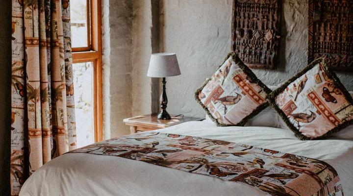 African Leaves Trout Lodge