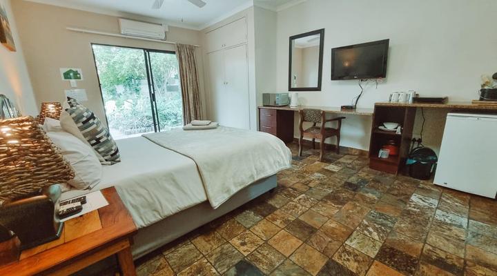 Four Seasons Guesthouse