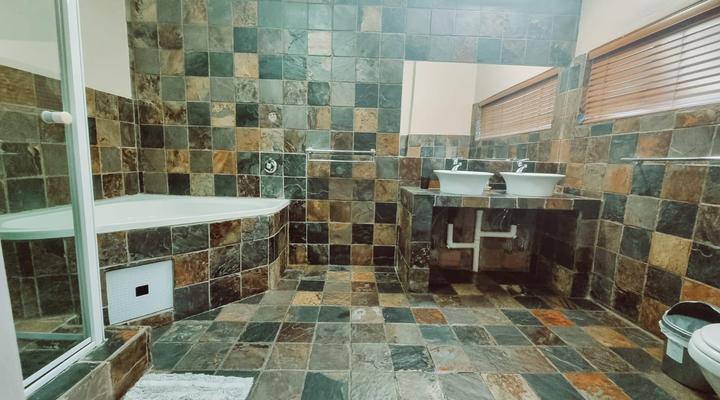 Four Seasons Guesthouse