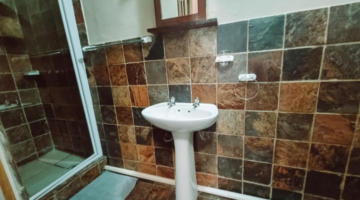 Four Seasons Guesthouse