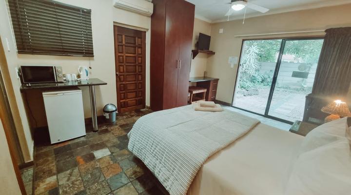 Four Seasons Guesthouse