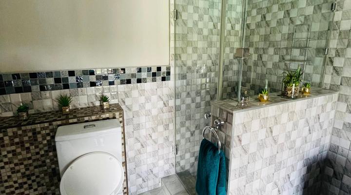 Gucci Manor Boutique Guesthouse