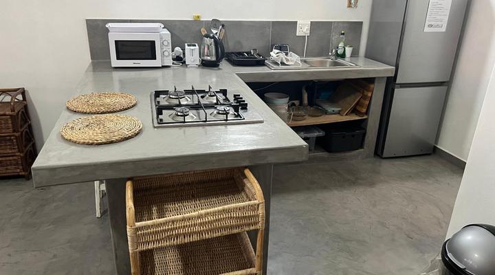 Linga Futhi Beach Cottages