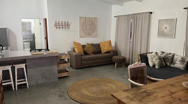 Linga Futhi Beach Cottages