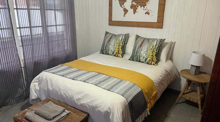 Linga Futhi Beach Cottages