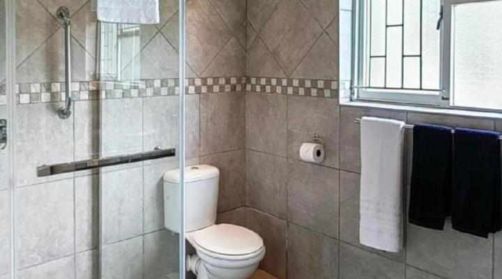 Aviators Paradise Guest House and B&B