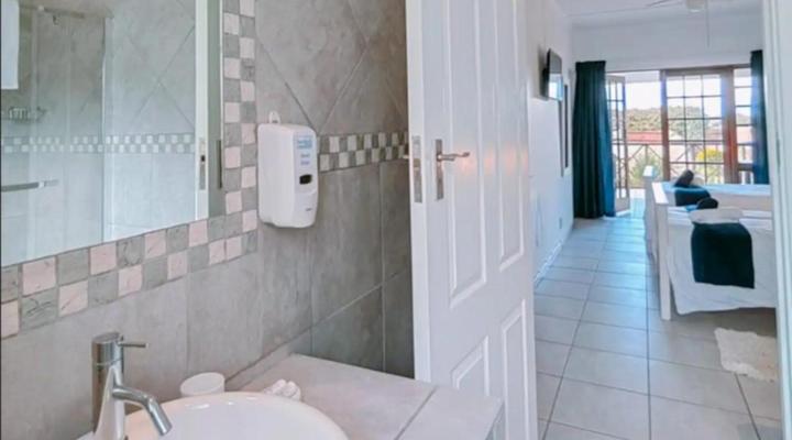 Aviators Paradise Guest House and B&B