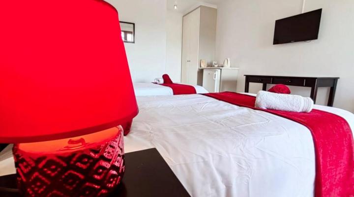 Aviators Paradise Guest House and B&B