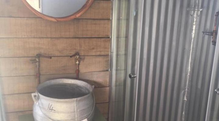 Tin Can Glamping Caravan