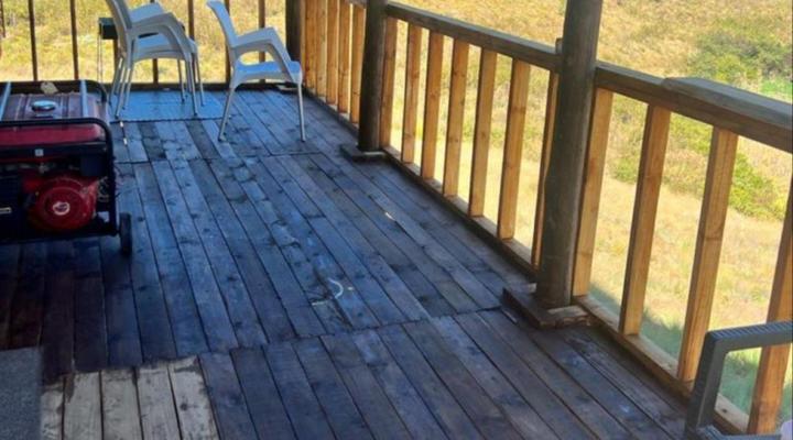 Tin Can Glamping Caravan