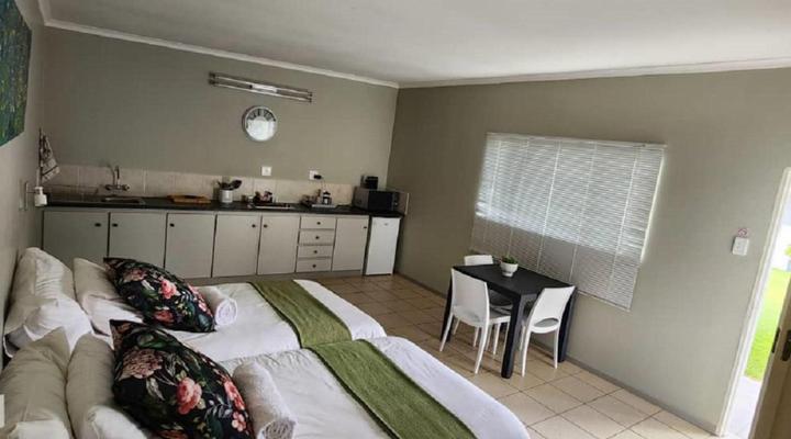 Noordoewer Self Catering Chalets