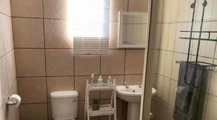 Noordoewer Self Catering Chalets