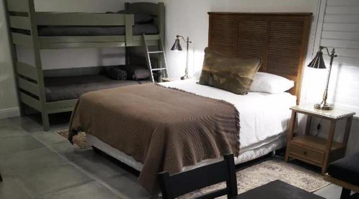 10 Jock Meiring Guesthouse