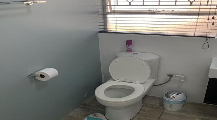 28 at Van Den Bos International Guest House