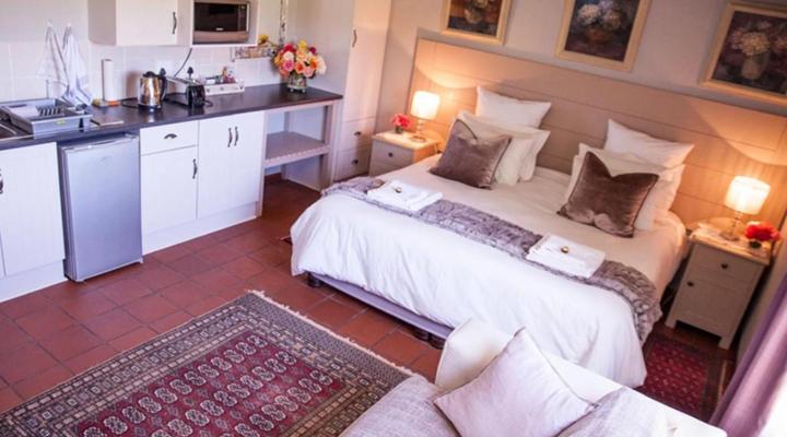 Meerkat Self-catering