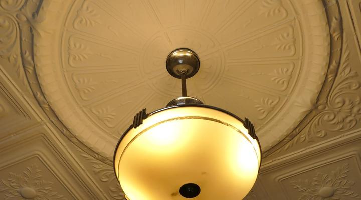 Fish Bird Art Deco Villa