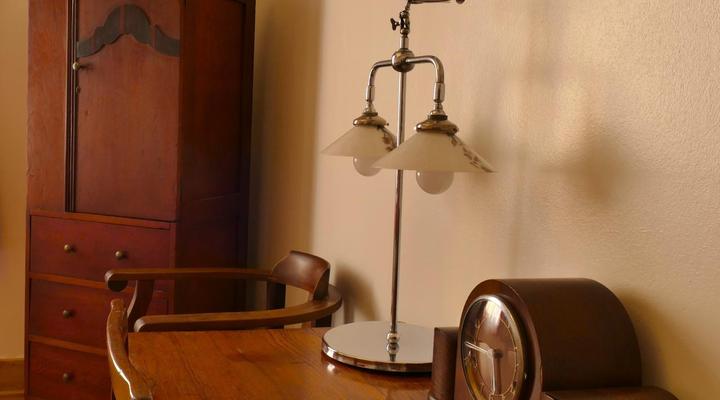 Fish Bird Art Deco Villa