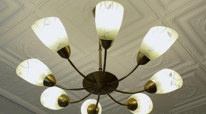 Fish Bird Art Deco Villa