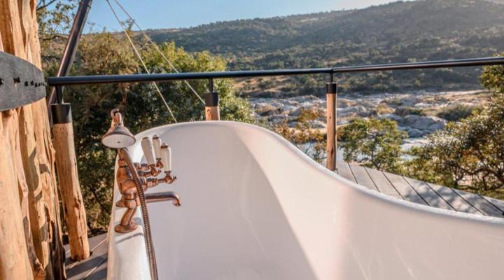 Madwaleni River Lodge