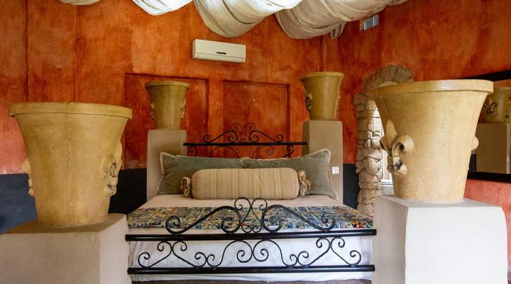 Equeen Inn at Castle Da Angelo