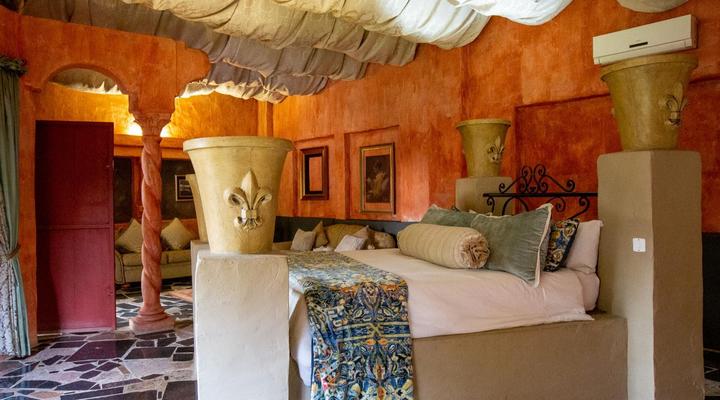 Equeen Inn at Castle Da Angelo