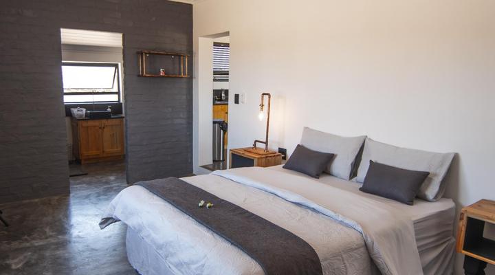 Karee Kloof Conservancy & Guest Farm