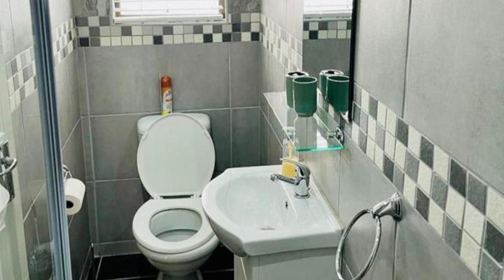 Friendz Guesthouse and Self Catering