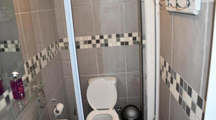 Friendz Guesthouse and Self Catering