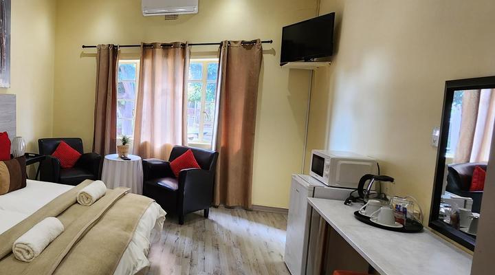 Pofadder Hotel by Country Hotels