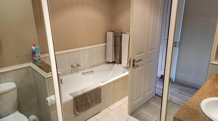 Pinnacle Point Golf Estate - Golf Villa 10-1