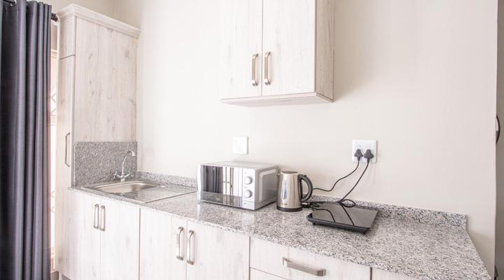 32 on Beardall Street