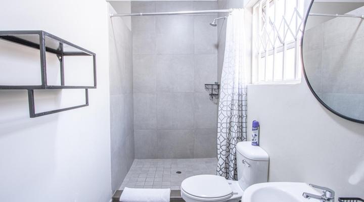 32 on Beardall Street