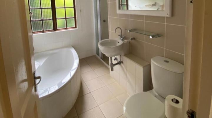 Champagne Lane Resort