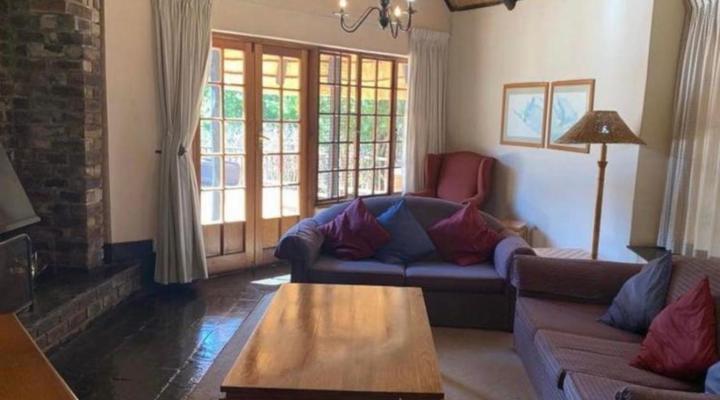 Champagne Lane Resort