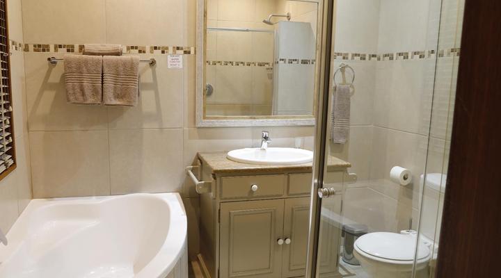 Champagne Lane Resort