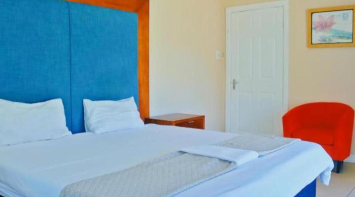 Seas of Ships Guesthouse