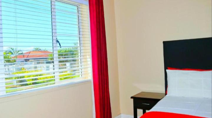 Seas of Ships Guesthouse