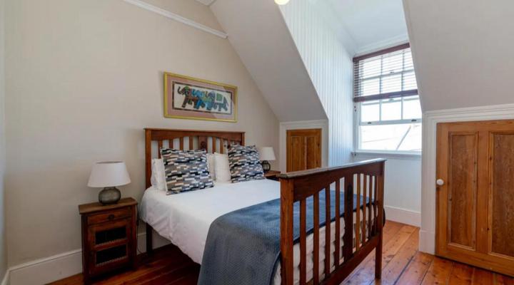 The Black Pearl, Surfers Corner, Muizenberg