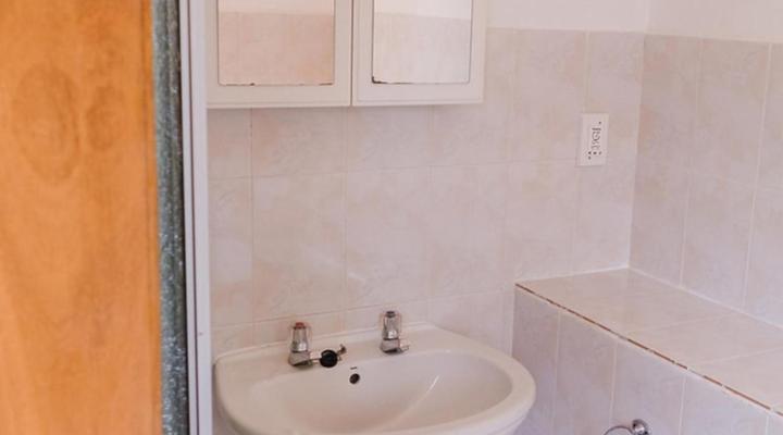 De Wildt Cheetah Lodge