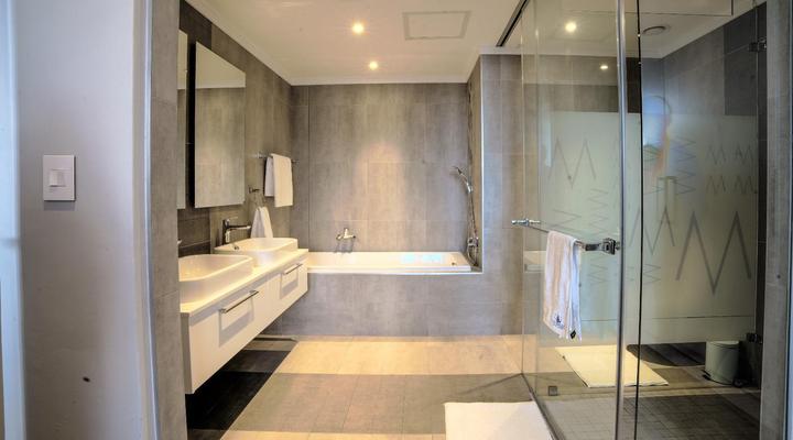 Masingita Towers Hotel and Spa