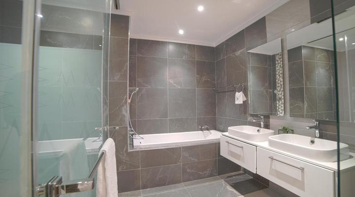 Masingita Towers Hotel and Spa